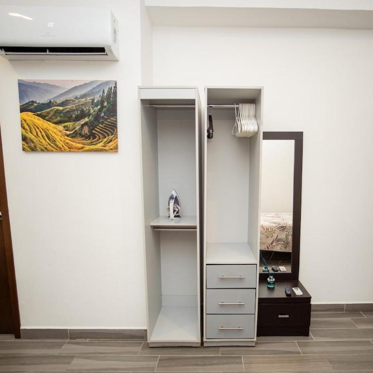 Comodo, espacioso, alberca, asador y amenidades - Apartamento de 2 dormitorios - 64