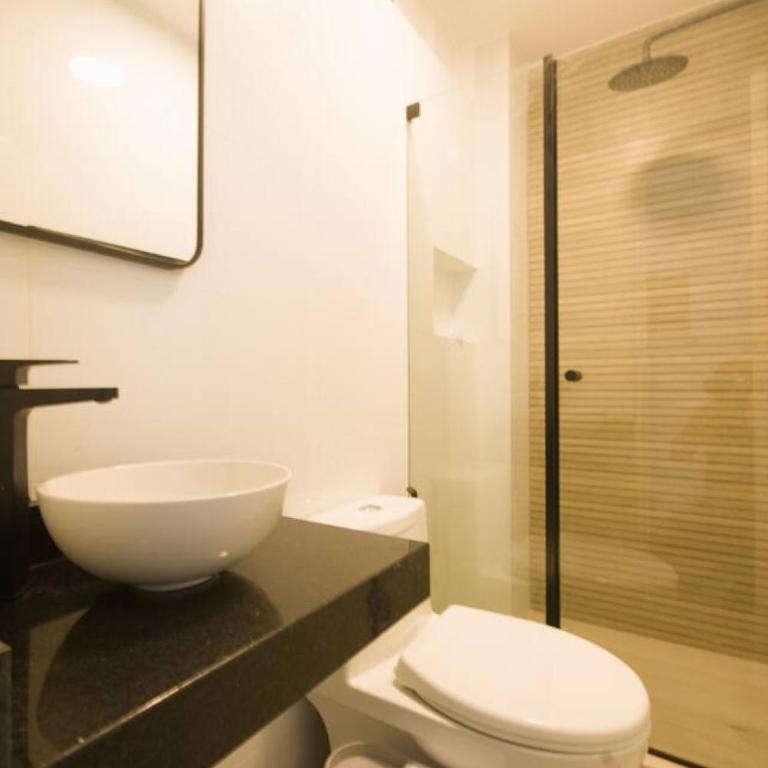 Modern 1 BR Loft in in the financial district - Vacation Home - 14