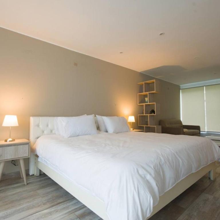 Modern 1 BR Loft in in the financial district - Vacation Home - 13
