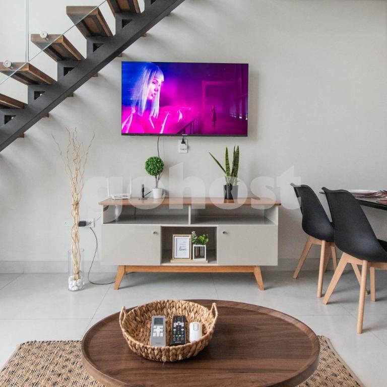 Modern Loft Duplex in Mariscal - Apartment - 4