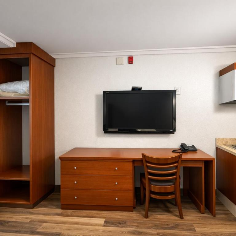 Extended Suites Monterrey Aeropuerto - Suite con cama grande - 8