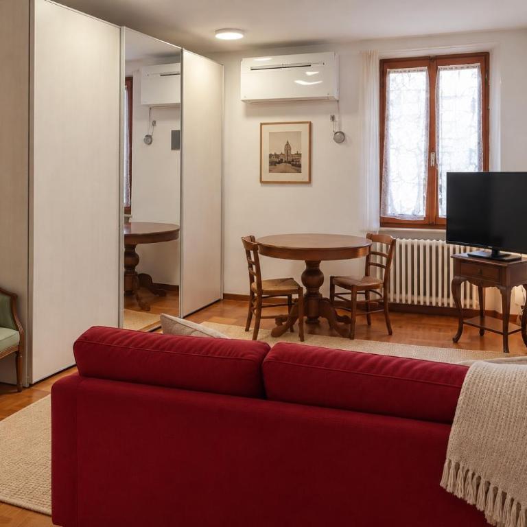 Casa Siena Via San Marco - Appartamento con 2 Camere da Letto - 1