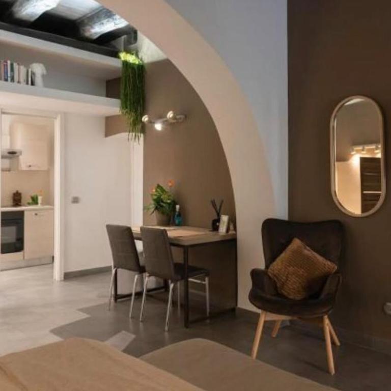 Trastevere Suites - Suite Deluxe con Vasca Idromassaggio - 8