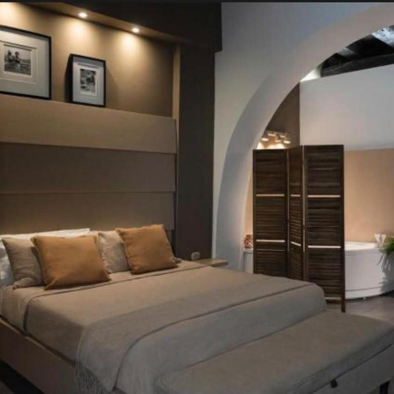Trastevere Suites - Suite Deluxe con Vasca Idromassaggio - 30