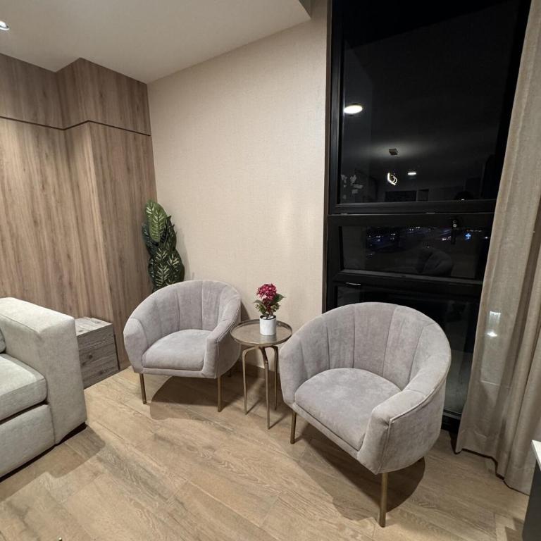 Hermoso Departamento con Alberca, muy cerca de Parque Fundicora - Apartamento de 3 dormitorios - 10