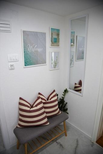 Summer House with Heated Swimming Pool - Appartement avec Piscine - 25