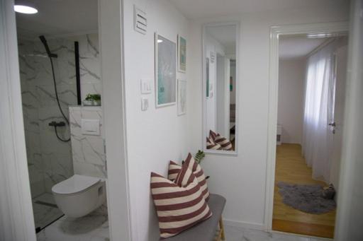 Summer House with Heated Swimming Pool - Appartement avec Piscine - 55