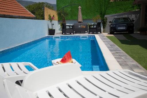 Summer House with Heated Swimming Pool - Appartement avec Piscine - 14