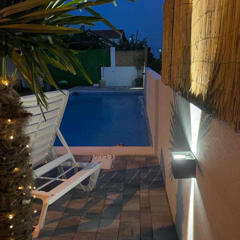 Summer House with Heated Swimming Pool - Appartement avec Piscine - 17