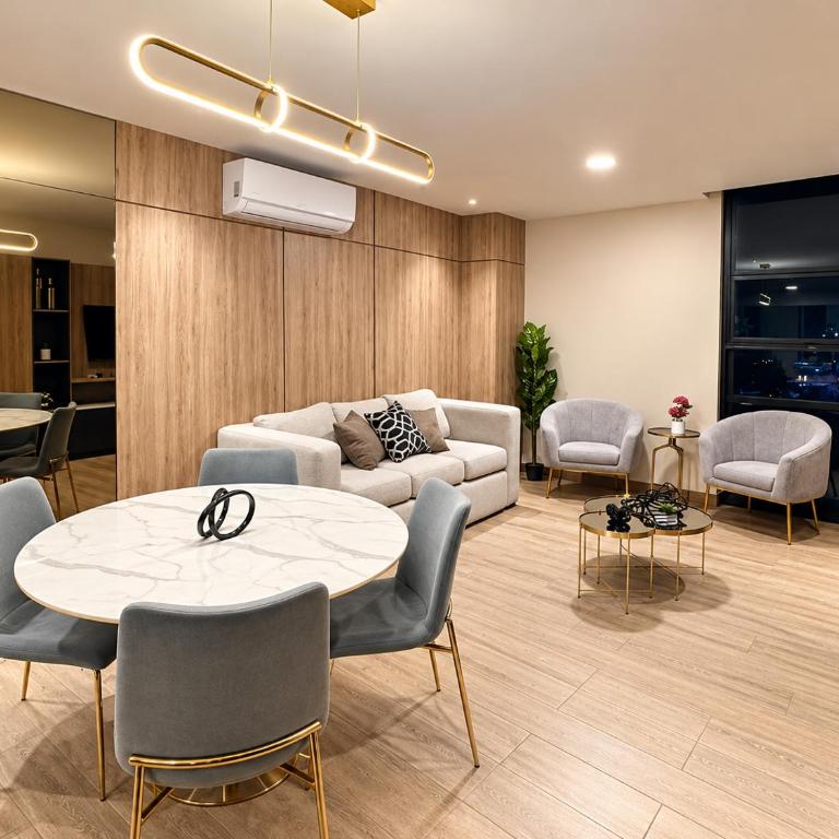 Hermoso Departamento con Alberca, muy cerca de Parque Fundicora - Apartamento de 3 dormitorios - 1