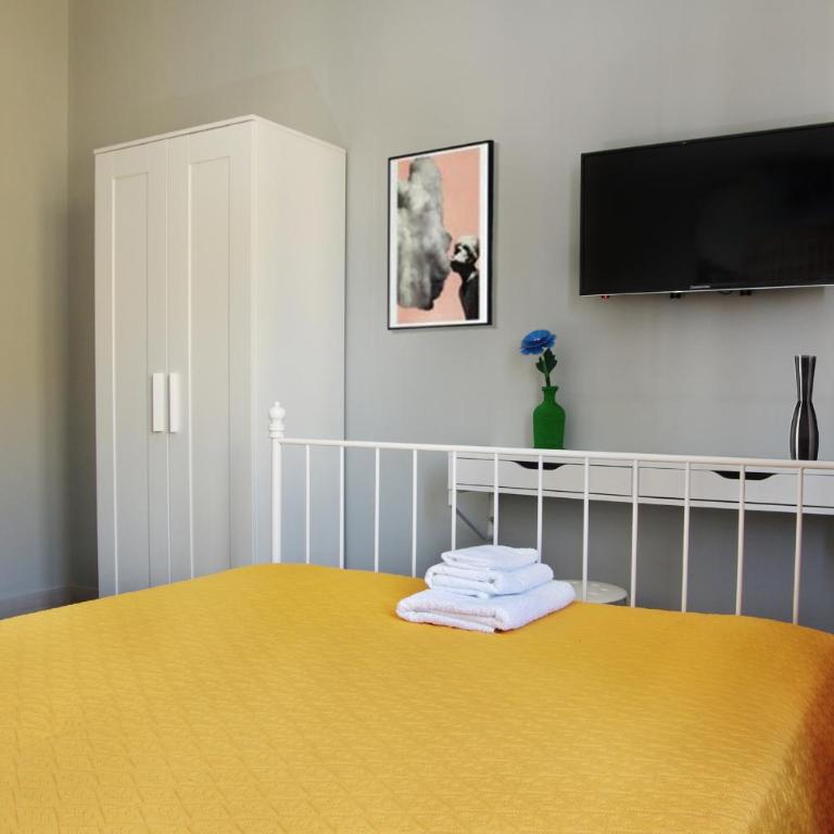 B&B Stazione37 - Single Room with Private External Bathroom - 3