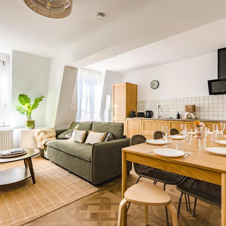 Le Grand Talleyrand - 15 voyageurs - Centre - Apartment - 1