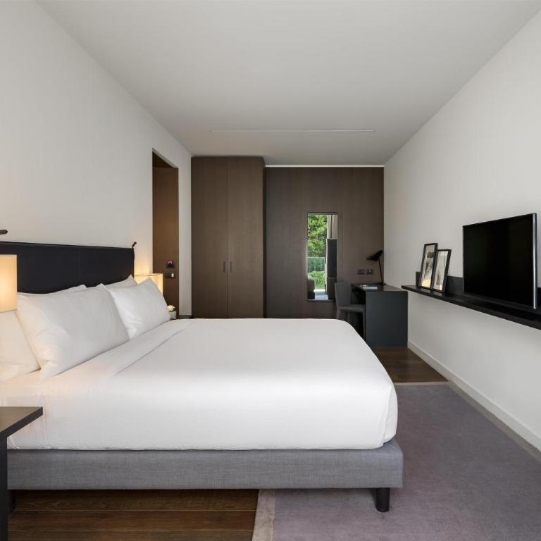 Hilton Lake Como - Camera King - 1