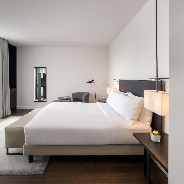 Hilton Lake Como - Camera King Deluxe con Patio - 1