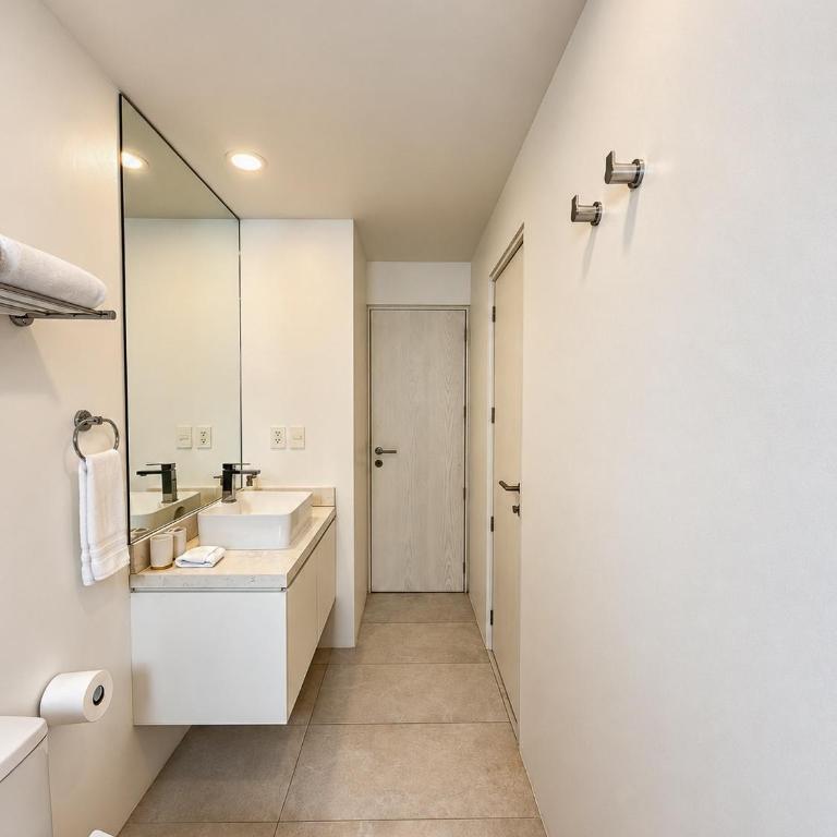 Los Cabos Chic Stay Walk to Beach & Nightlife - Apartamento - 50