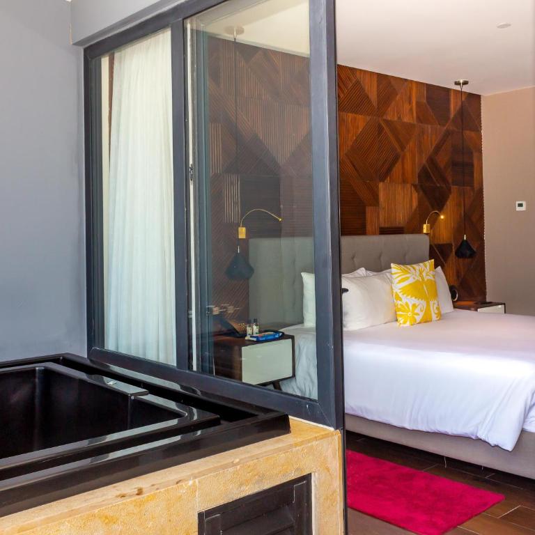 The Fives Downtown Hotel & Residences, Curio Collection by Hilton - Hébergement 1 Chambre Baignoire Spa Résidence Complexe Hôtelier - 1