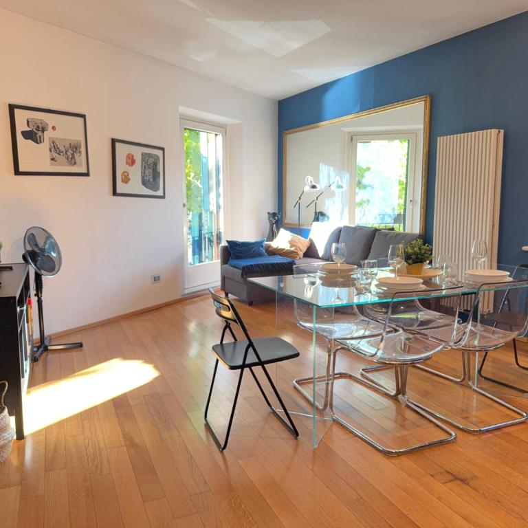 10' Piazza Erbe, Elegance in the Heart of Verona - Appartamento con 2 Camere da Letto e Vista Fiume - 7