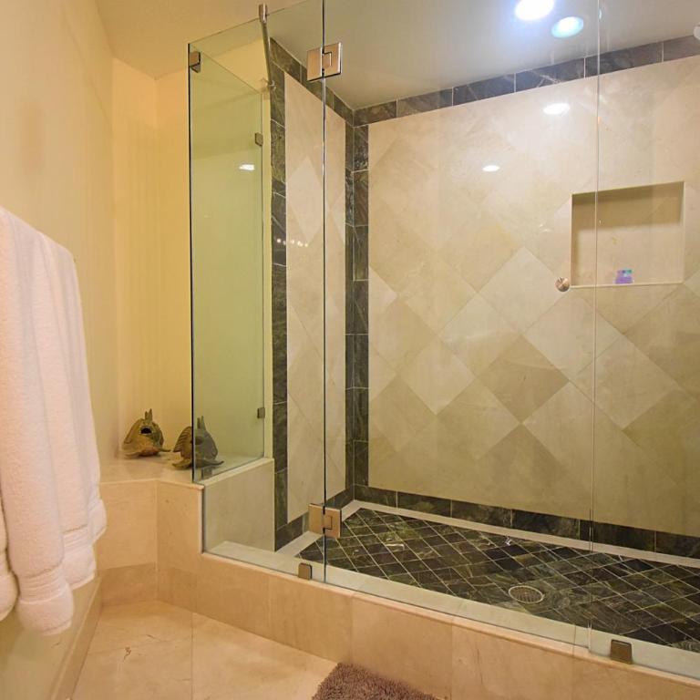 Beautiful PH, Private Beach,3 Beds,5 mins from CSL - Apartamento de 2 dormitorios - 21