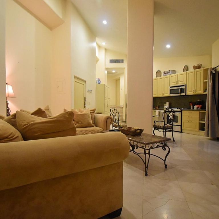 Beautiful PH, Private Beach,3 Beds,5 mins from CSL - Apartamento de 2 dormitorios - 5