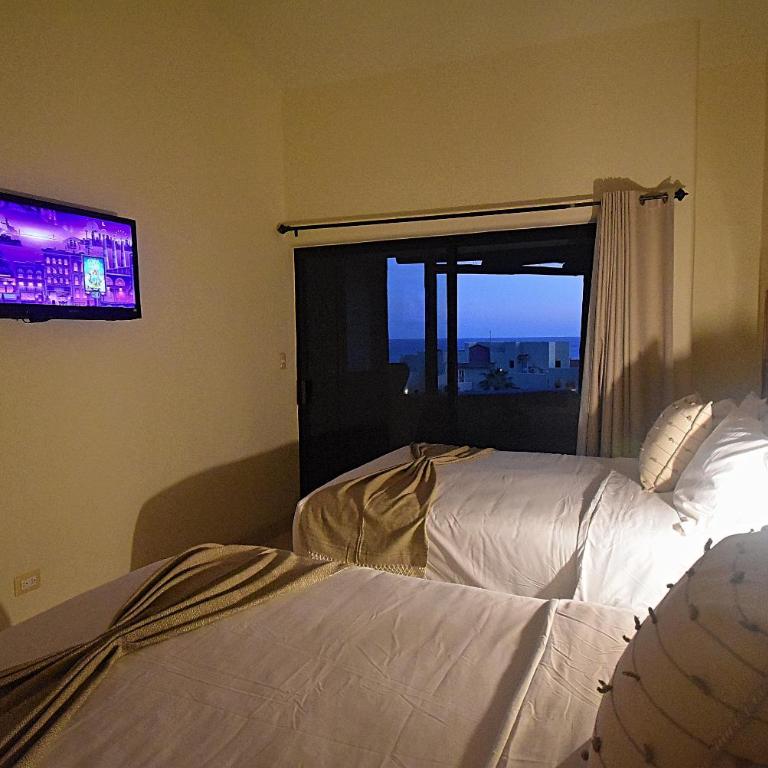 Beautiful PH, Private Beach,3 Beds,5 mins from CSL - Apartamento de 2 dormitorios - 40