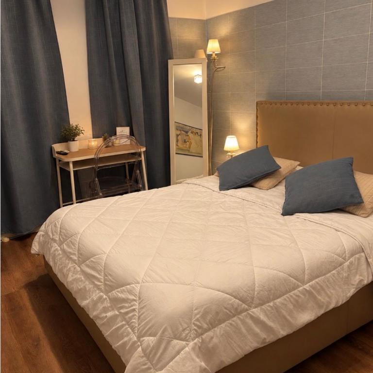 Apart Hotel Atlantic - Camera Matrimoniale Budget - 1
