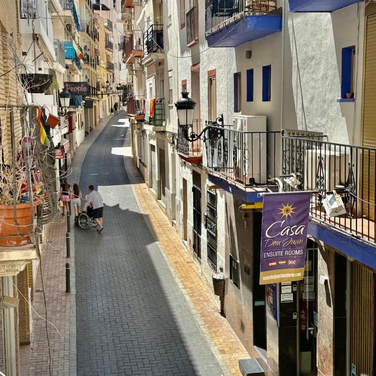 Casa de la Palma in the Old Town of Benidorm - Apartamento de 3 dormitorios con balcón - 18