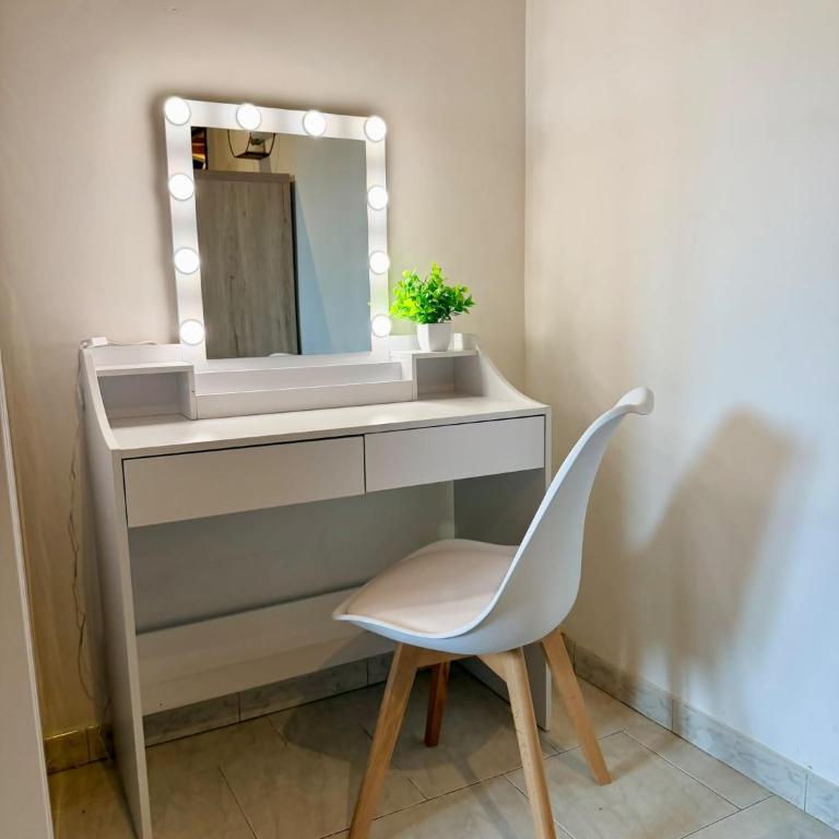 Coco Home-Chic Mansarda In the Heart of Turin - Appartamento con 1 Camera da Letto - 53