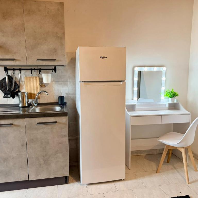 Coco Home-Chic Mansarda In the Heart of Turin - Appartamento con 1 Camera da Letto - 50