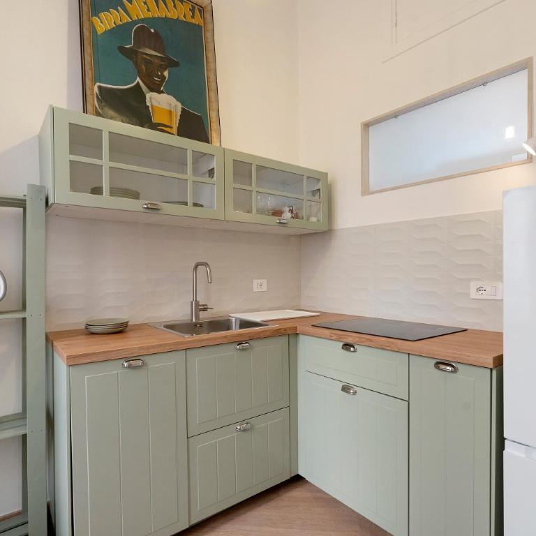Casa Cado' - Appartamento Superior con 1 Camera da Letto e Balcone - 9