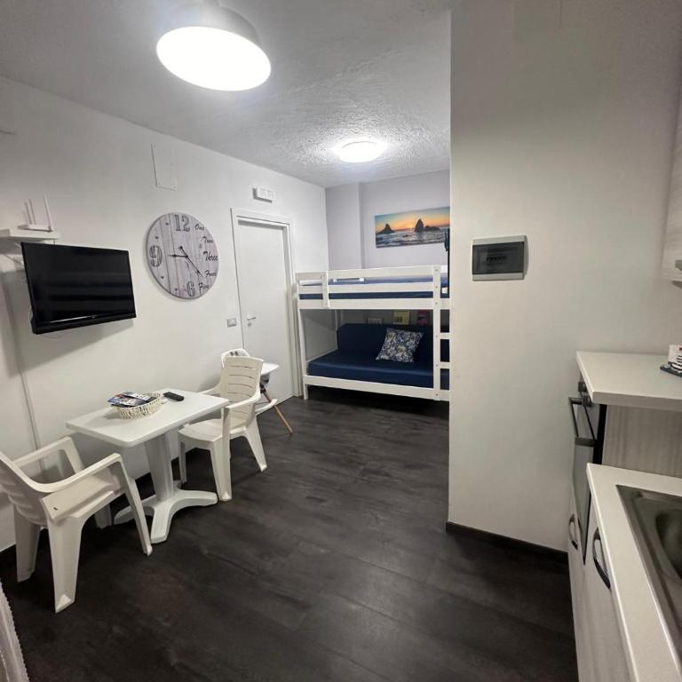 Appartamento I Puritani on the beach - Apartment with Balcony - 6