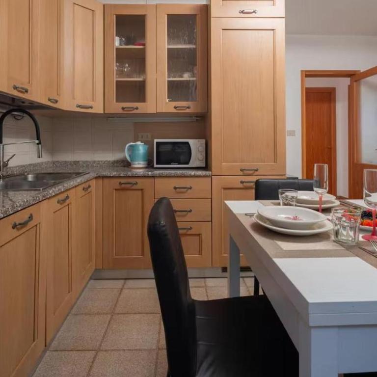 Casa Dorsoduro Authentic Venice Stay - Appartamento con 3 Camere da Letto - 5