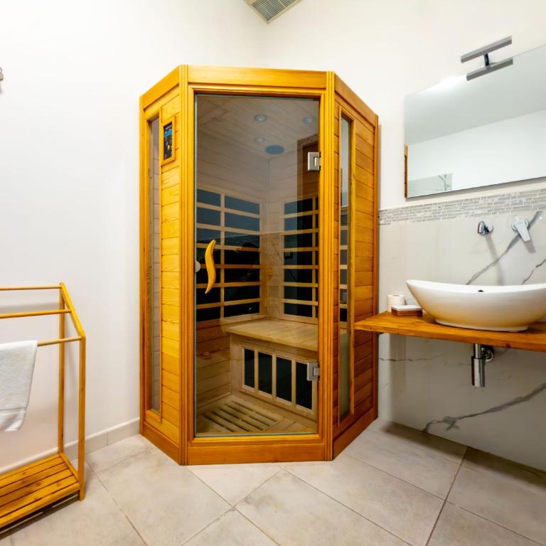 Yllen Rooms - Suite Deluxe con Vasca Idromassaggio - 12