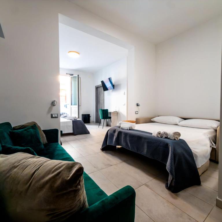 Yllen Rooms - Camera Quadrupla Deluxe - 5
