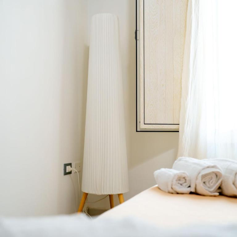 Yllen Rooms - Camera Matrimoniale con Bagno Privato - 12
