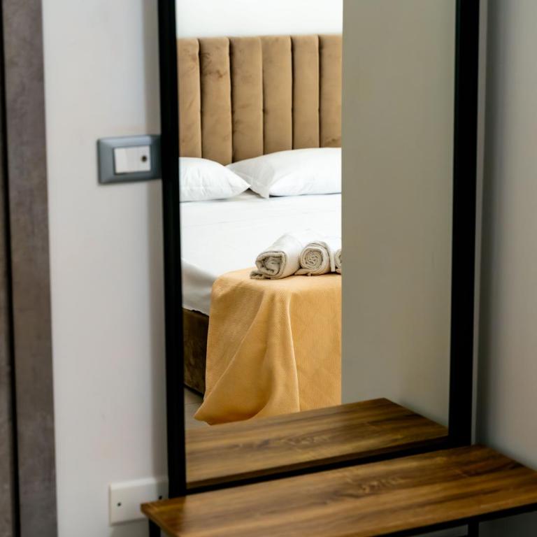 Yllen Rooms - Camera Matrimoniale con Bagno Privato - 5