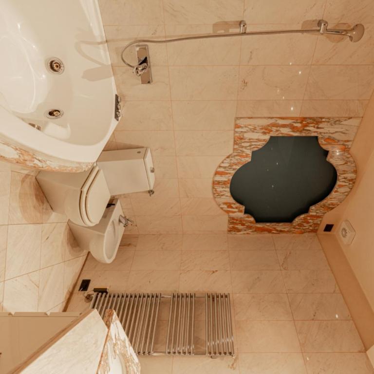 Dimora degli Affreschi by Postcardsfrom - Two-Bedroom Apartment - 10