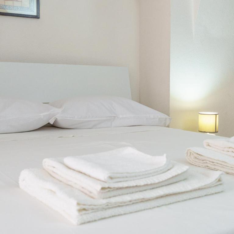 Little Nice Apartment - One-Bedroom Apartment - 3