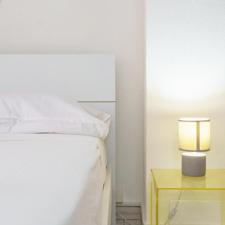 Little Nice Apartment - One-Bedroom Apartment - 18