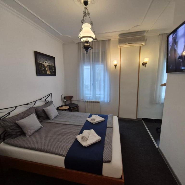 Authentic Belgrade Centre - Apartment #1, 5 Bedrooms, 3 full Bathrooms - Apartment mit Terrasse - 1