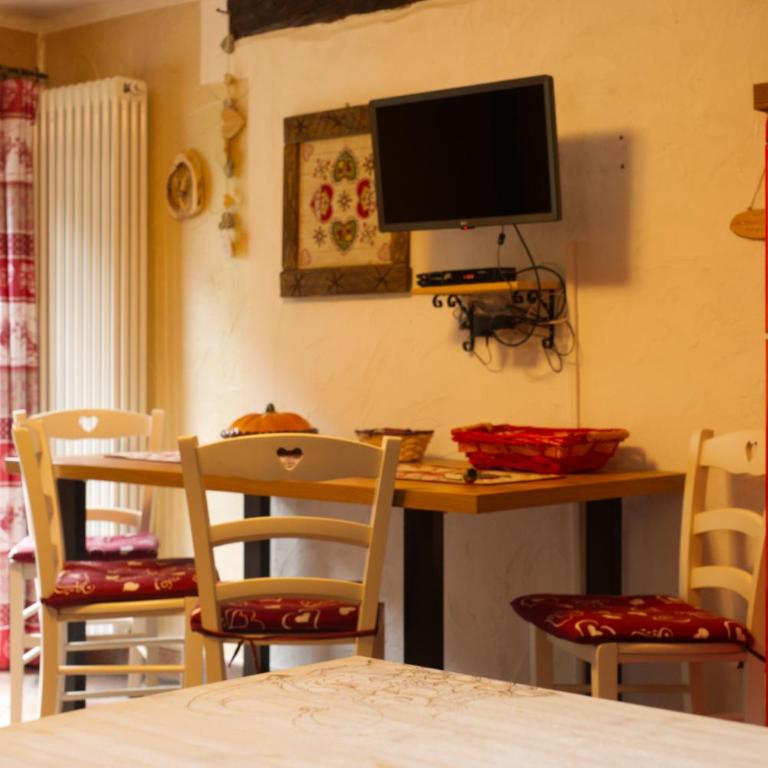 Maison Neige Et Soleil - One-Bedroom Apartment with Balcony and Mountain View - 62