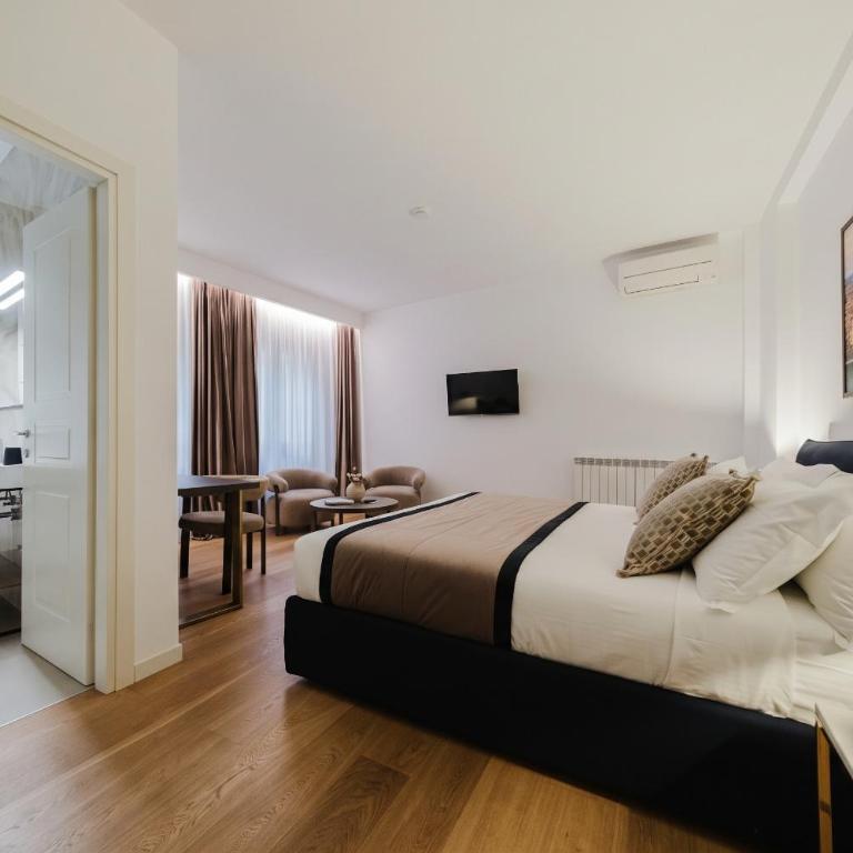 Residenza Cantore - Camera Familiare Deluxe - 2