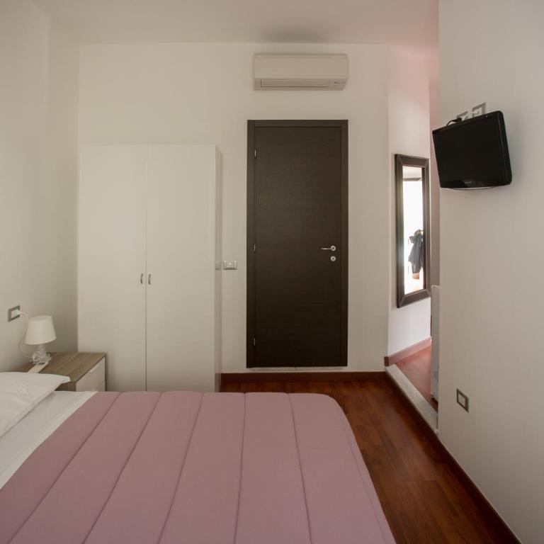 Sollevante Guest House - Camera Matrimoniale Economy - 6