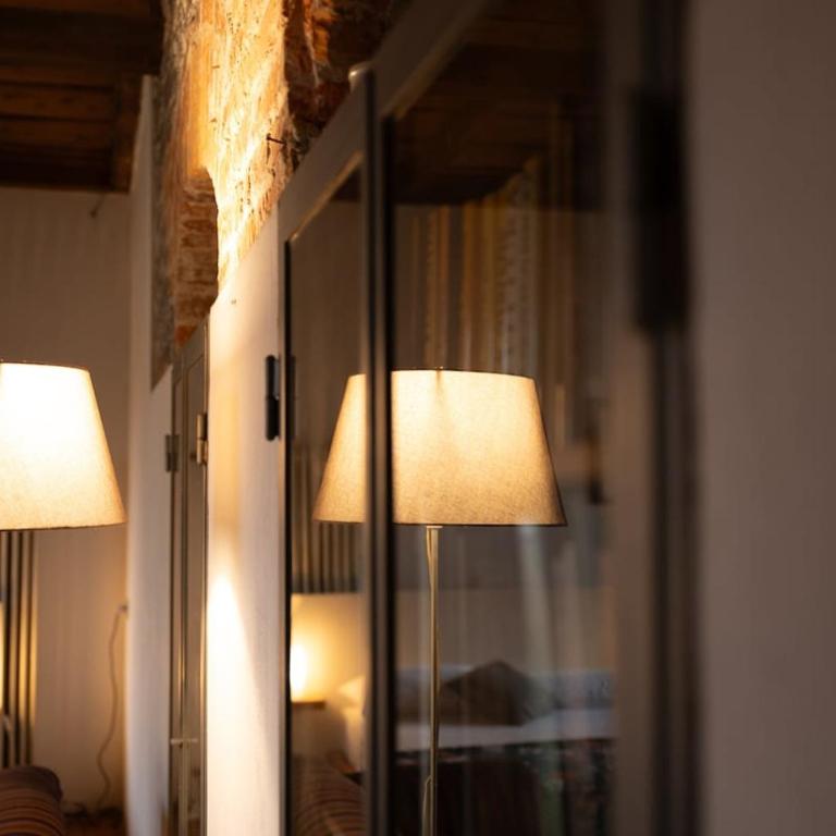 Studio d'Arte nel Cuore di Como - Appartamento con 1 Camera da Letto - 4