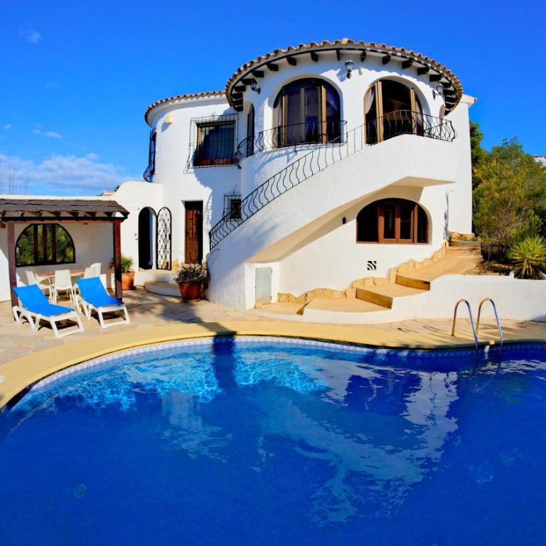 La Madrugada - Luxury Moraira Villa With Sea Views and Private Heated Pool - Three-Bedroom Villa - 1