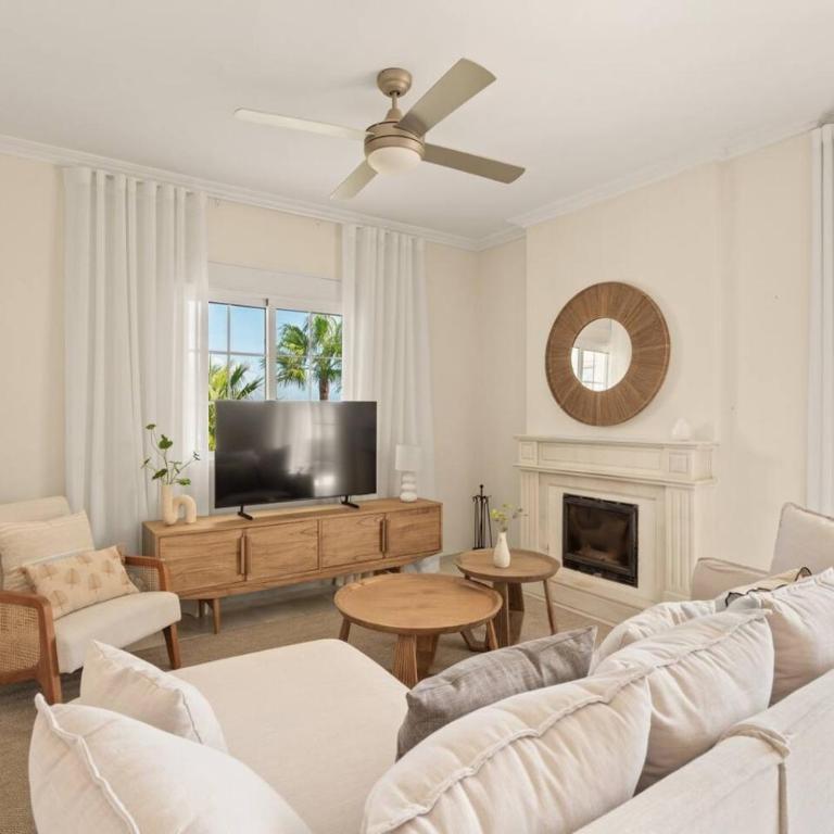 Las Brisas Estepona - 2BR, Pool and Terrace - Apartamento - 4