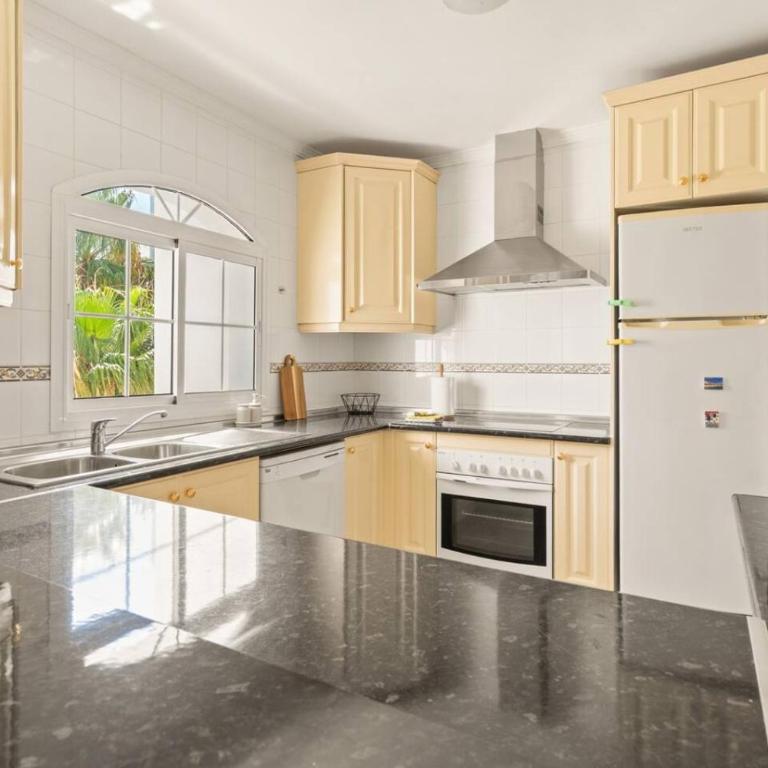 Las Brisas Estepona - 2BR, Pool and Terrace - Apartamento - 15