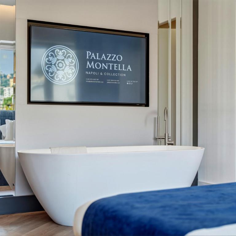 Palazzo Montella - Side sea view Suite with Bathtub - 7