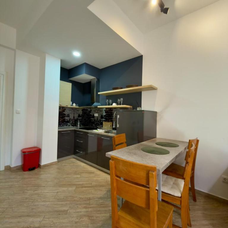 Orange - Apartman sa 1 Spavaćom Sobom - 2