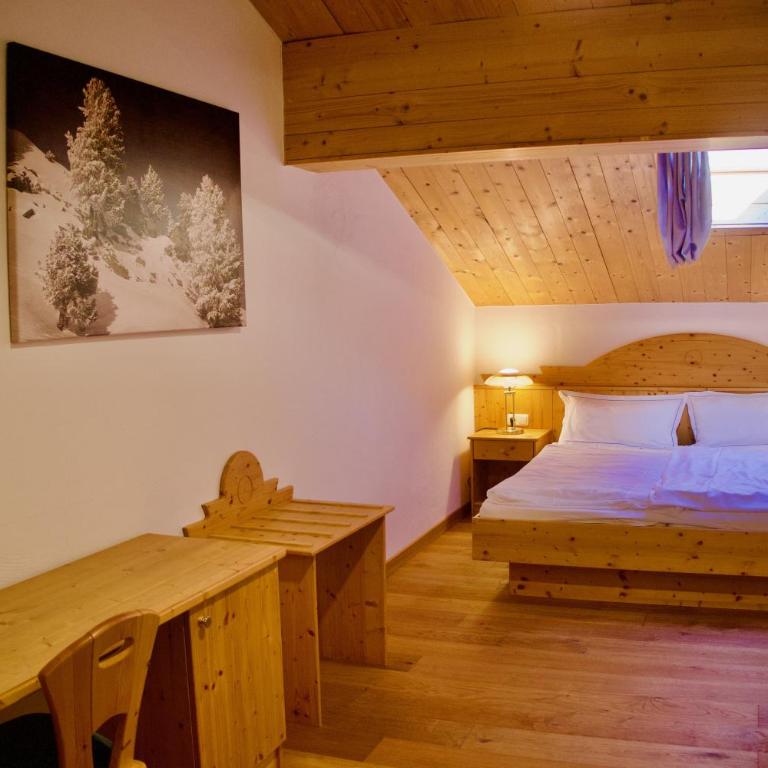 WestAlp - Three-Bedroom Apartment with Balcony and 3 Bathrooms - 5