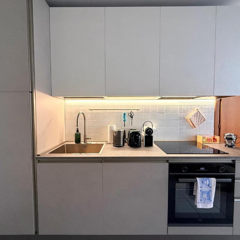 Blue Coral Apartment - City Center - Two-Bedroom Apartment - 12
